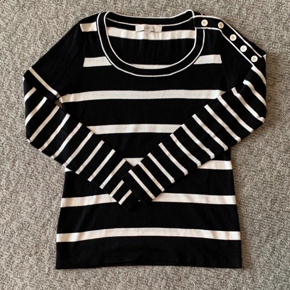 Ann Taylor LOFT Black/Ivory stripe sweater with Button detail - Size Small - Picture 3 of 8